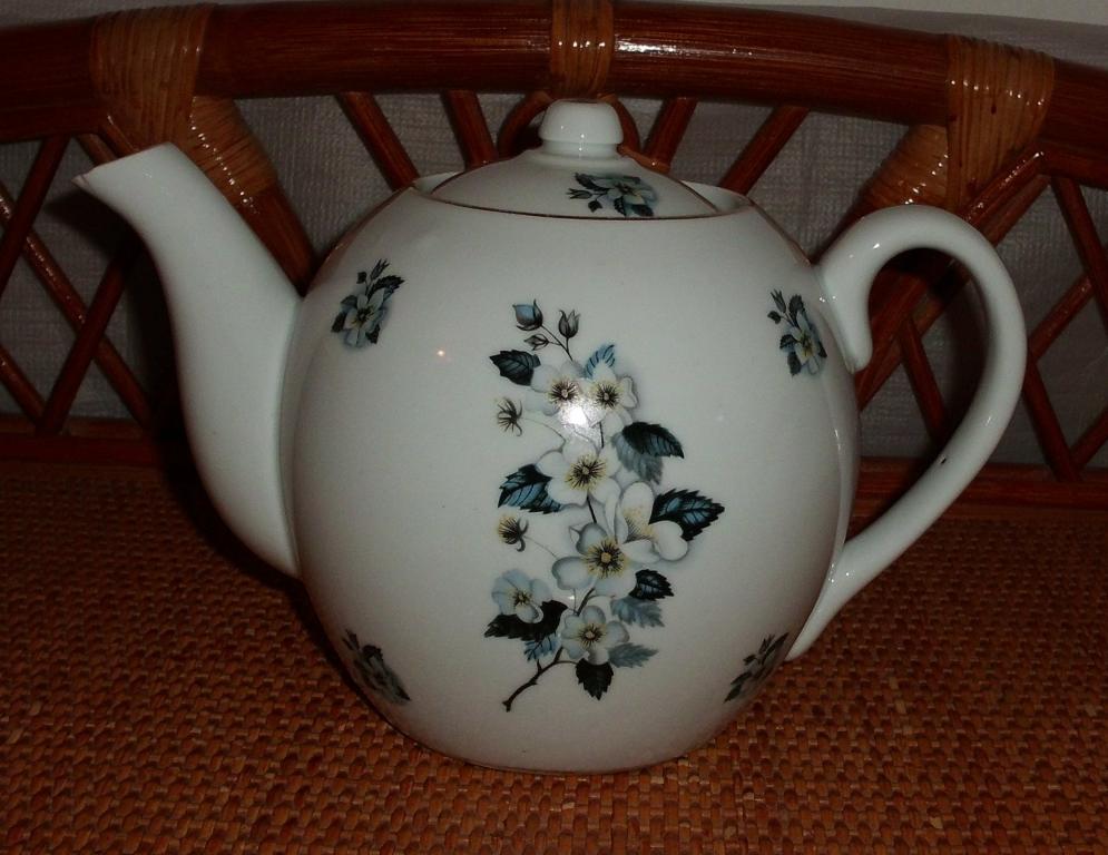Чайник фарфор 1.5 л Royal Dux Bohemia Чехословакия