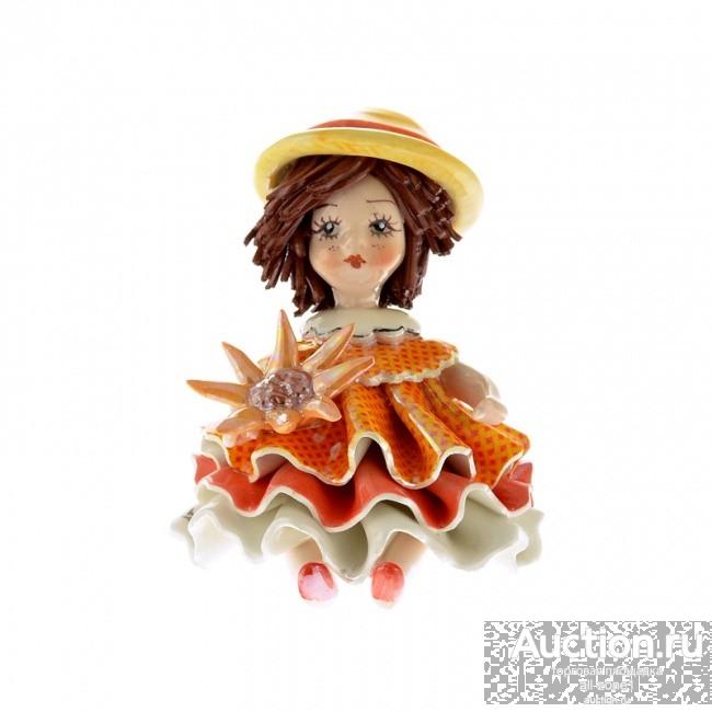 Статуэтка фарфоровая ДЕВОЧКА ЛЕТО 00337