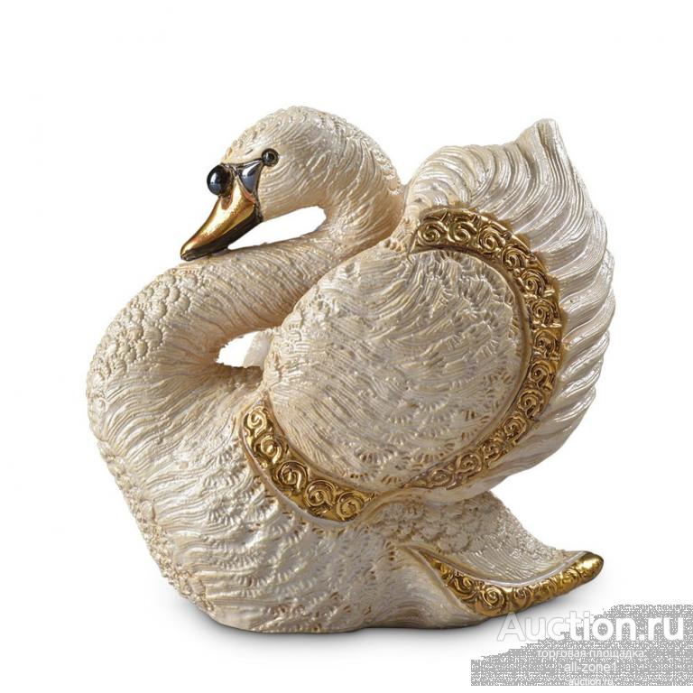 Статуэтка керамическая БЕЛАЯ ЛЕБЕДЬ DR-F-235