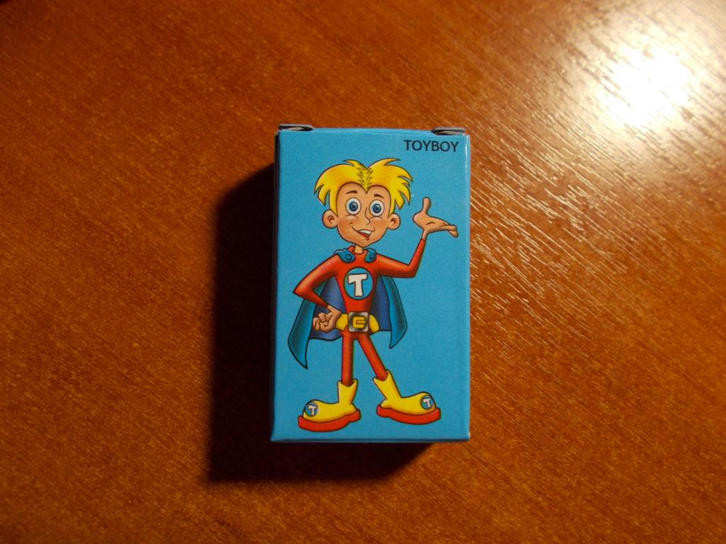 Коробочка идет вместе с Жевательной резинкой TOYBOX (двух стороняя)