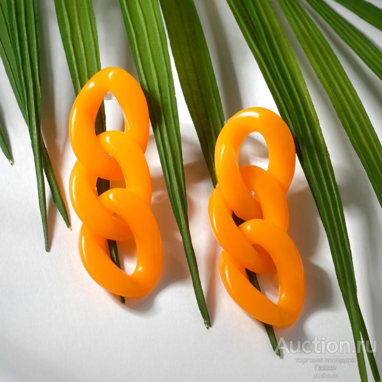 Серьги пластик "Цепь" 3 звена, цвет оранжевый. Новые.