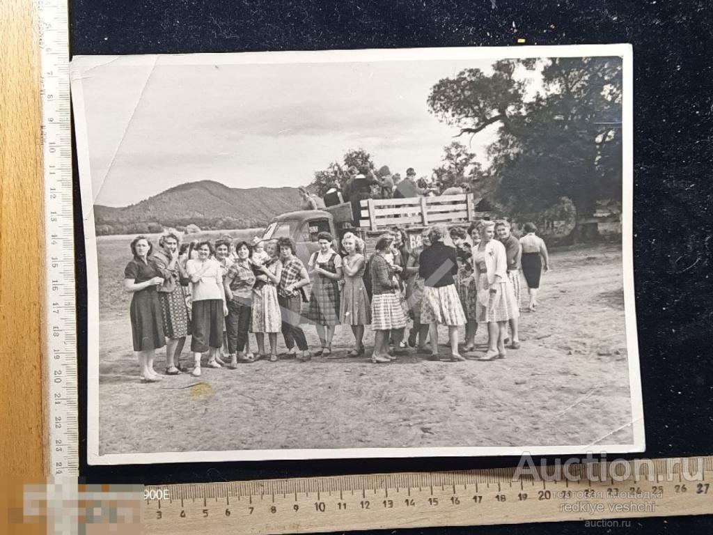 - фото коллективное девушек после сборке урожая ? БАФ№7 