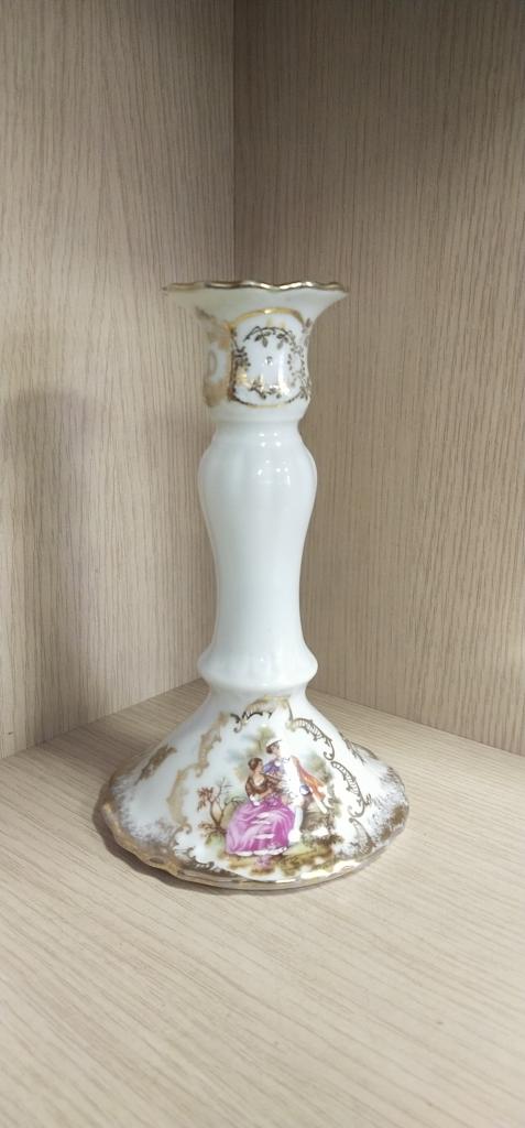Подсвечник.  Франция. Лимож. Фарфор.