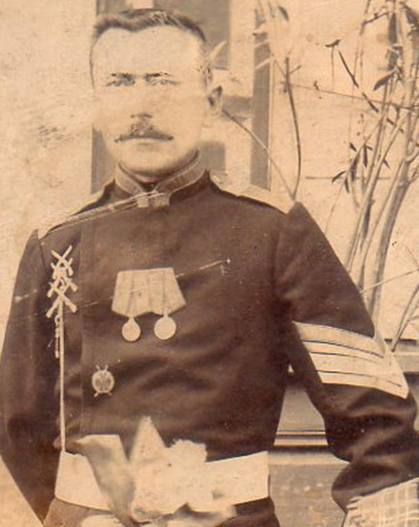 ПОДПРАПОРЩИК 32-го ПЕХ. КРЕМЕНЧУГСКОГО ПОЛКА. АННИНСКАЯ МЕДАЛЬ, ЗНАКИ ЗА ПРИЗОВУЮ СТРЕЛЬБУ.
