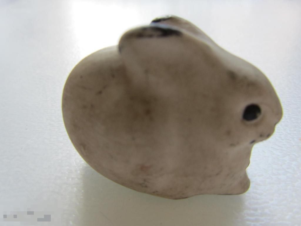 Скульптура фигурка Заяц фарфор СССР Середина 20 в.