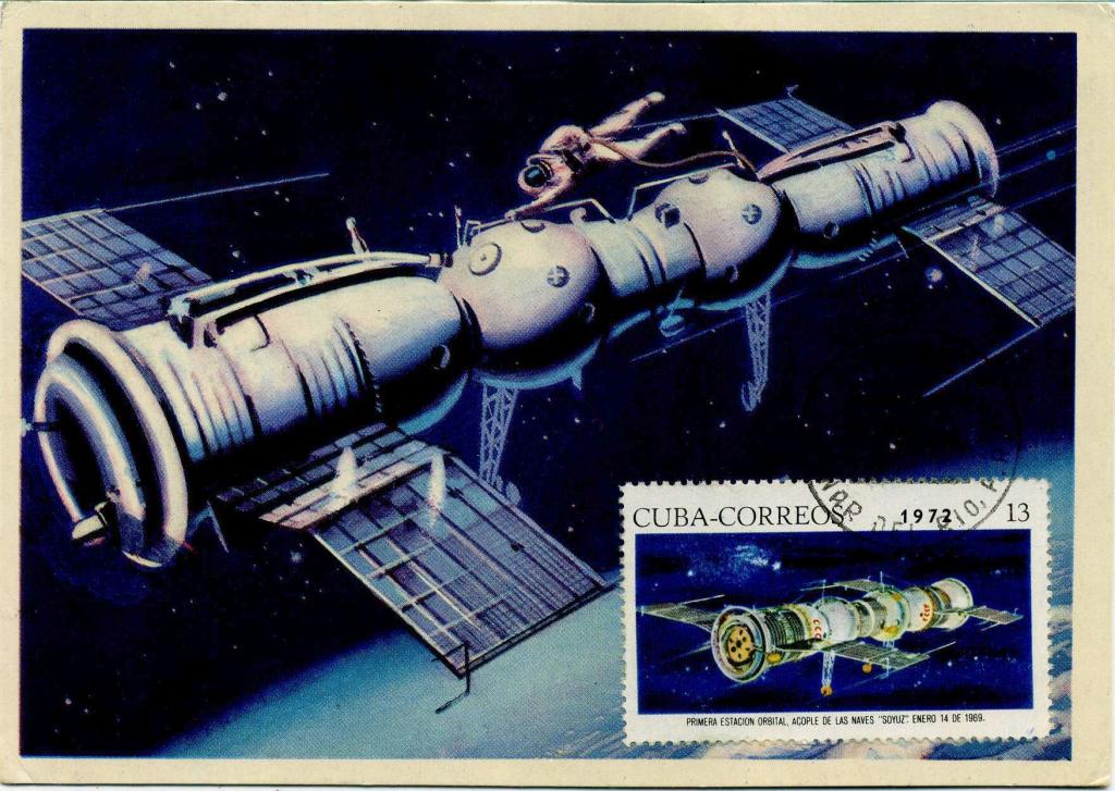 Куба (З0492) Картмаксимум СССР Союз-4 Союз-5 1974 Космос