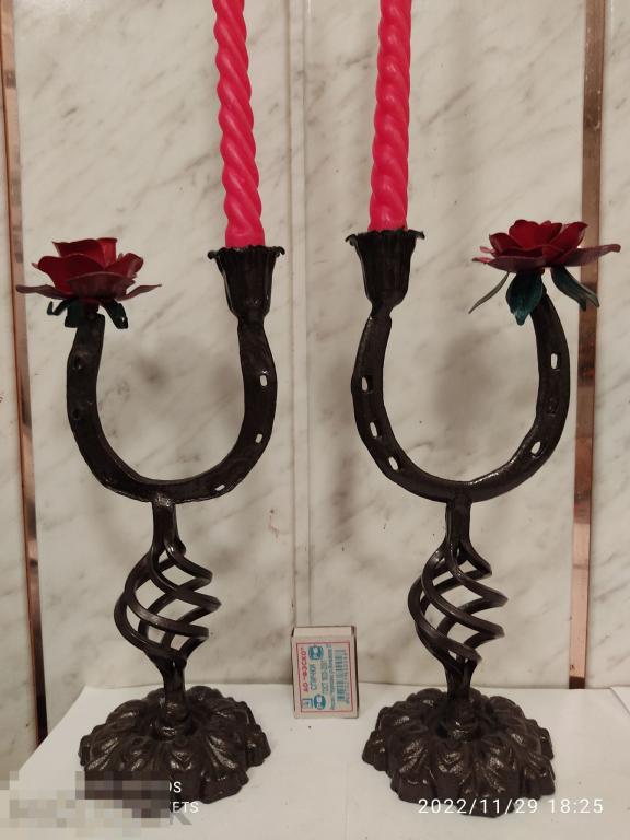 Статуэтка парная. Подсвечник. &quot;Подкова счастья&quot;. Талисман удачи. Литье. Ковка. 