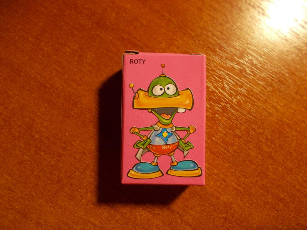 Коробочка идет вместе с Жевательной резинкой TOYBOX (двух стороняя)