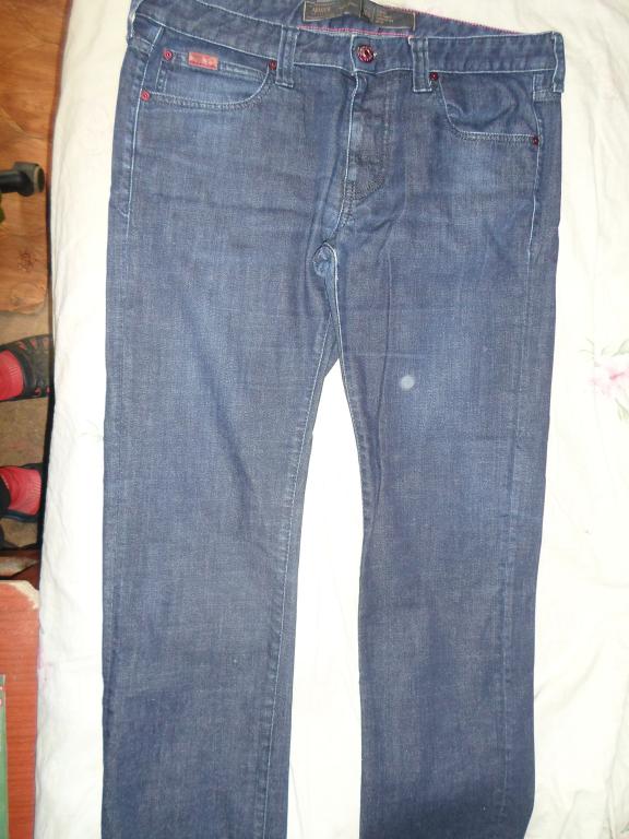 Armani jeans , р.50, оригинал