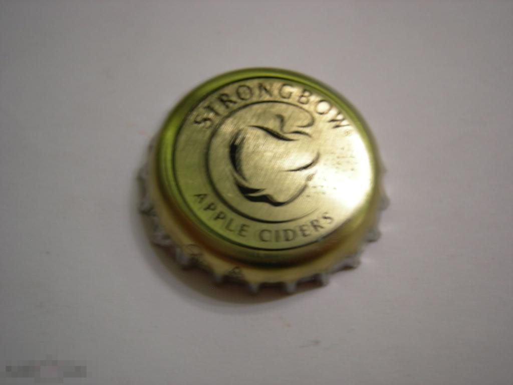 ПИВНАЯ ПРОБКА STRONGBOW APPLE CIDERS ЯБЛОЧНЫЙ СИДР РАЗНОВИДНОСТЬ В КОЛЛЕКЦИЮ 