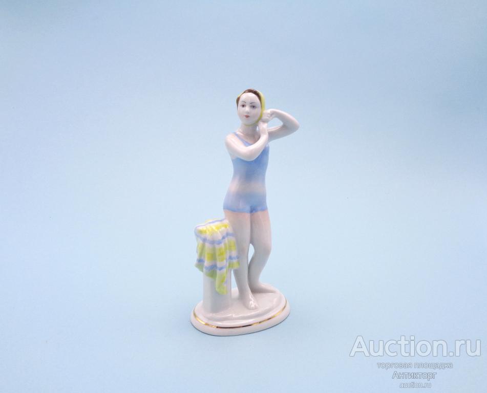 Юная купальщица, плавчиха. 1960 - е годы. ЛФЗ.