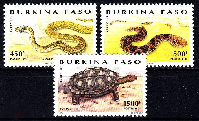 1995 Буркина - Фасо Фауна Пресмыкающиеся Змеи Черепахи № 1375 - 1377 п/с ** 14 евро 