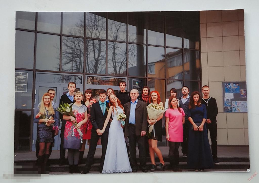 Фотография цветная свадьба жених и невеста, свадебное платье, букет цветы гости молодежь #85* 