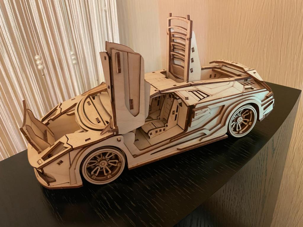 Модель Ламборгини lamborghini из дерева