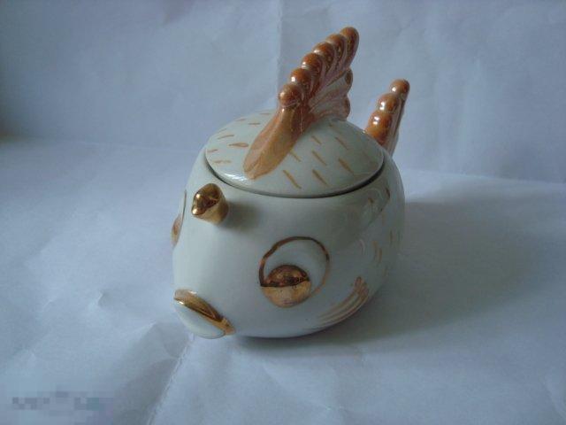 Золотая Рыба рыбка шкатулка сахарница икорница Сысерть фарфор позолота 