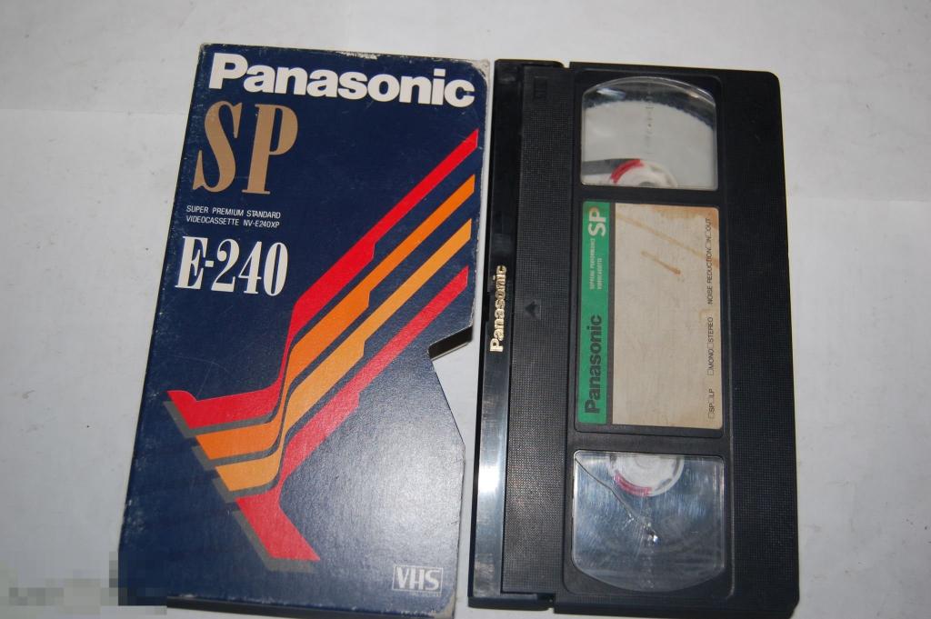 Видеокассета  с записью с телевизора лот №132 (VHS для записей) 