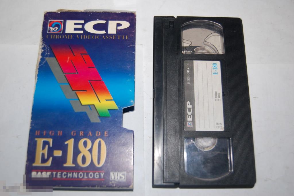 Видеокассета  с записью с телевизора лот №78 VHS для записей) 