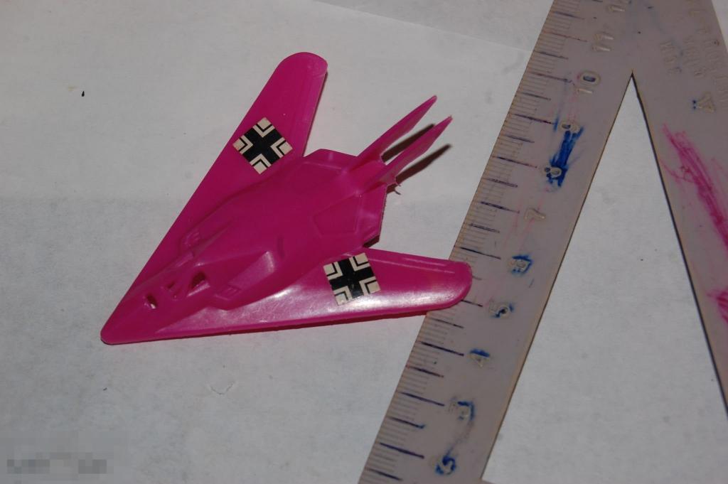 Самолёт Китай и др. солдатики и машинки см. описание - лот № 3 