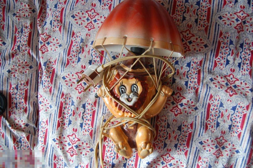 Настенный Светильник предположительно из керамики 