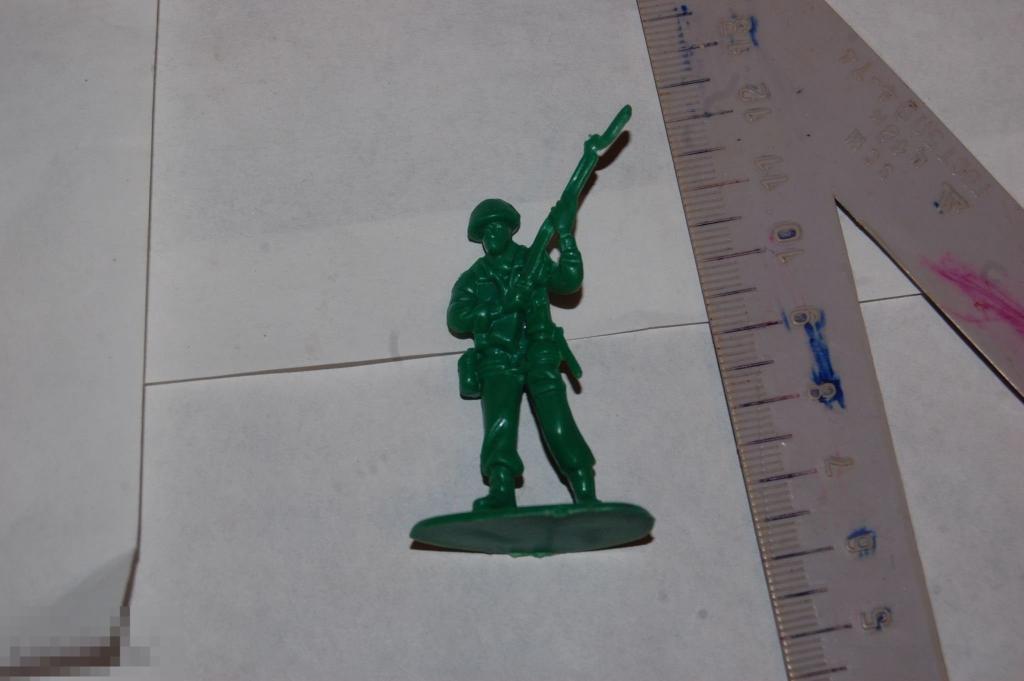 Солдатик Китай 54-60 мм и др. солдатики см. описание 