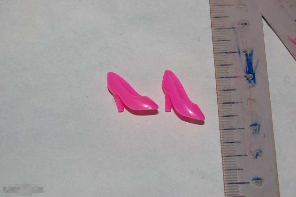 Аксессуар для кукол Barbie Барби и др. фигурки - обувь 