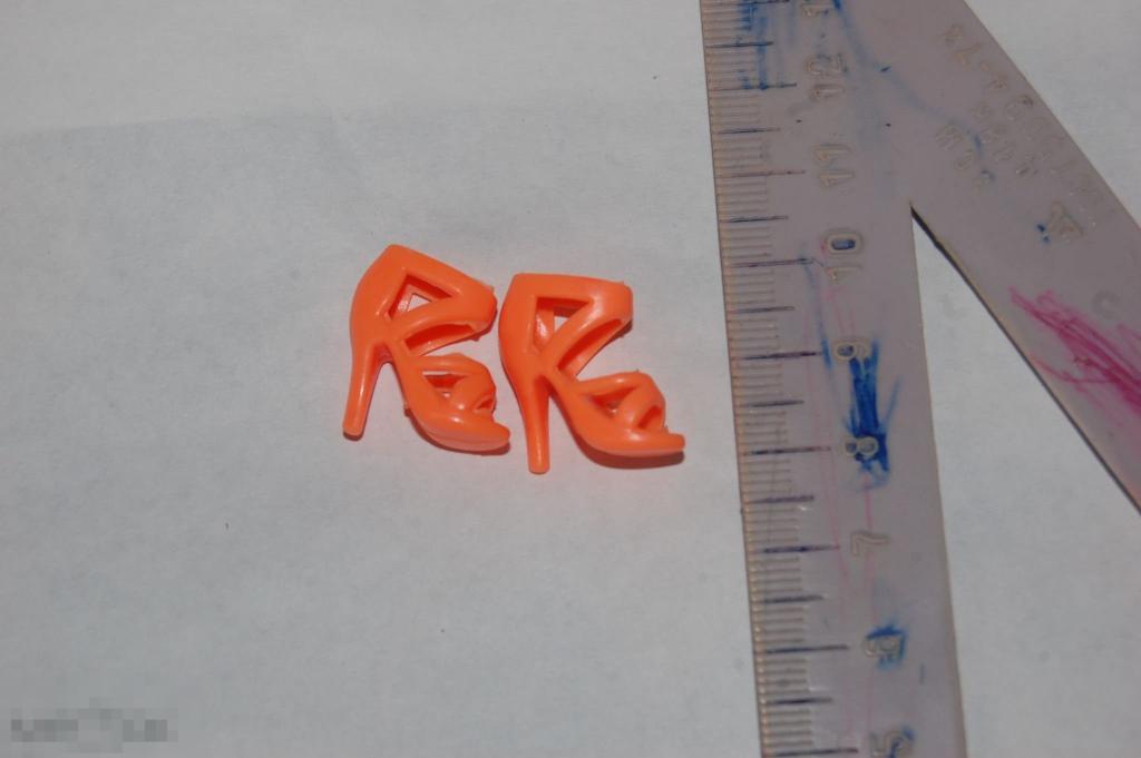 Аксессуар для кукол Barbie Барби и др. фигурки - обувь 