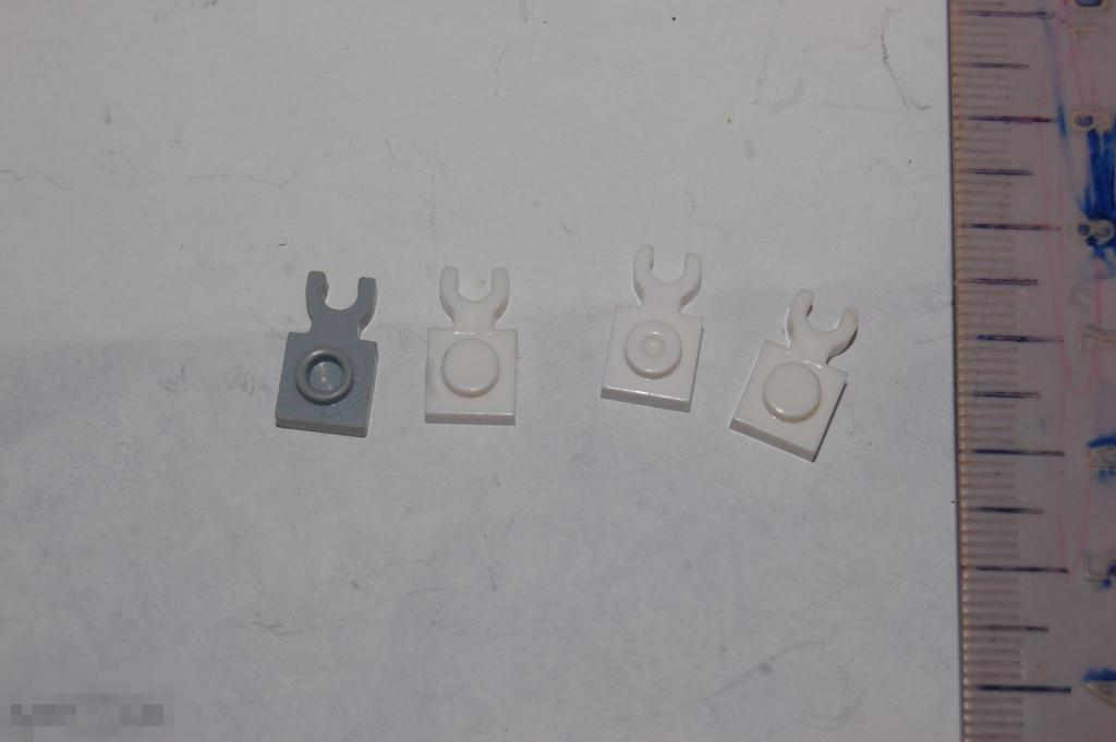 Детали от игрушек и др. солдатики см. описание - конструктор Лего Lego 