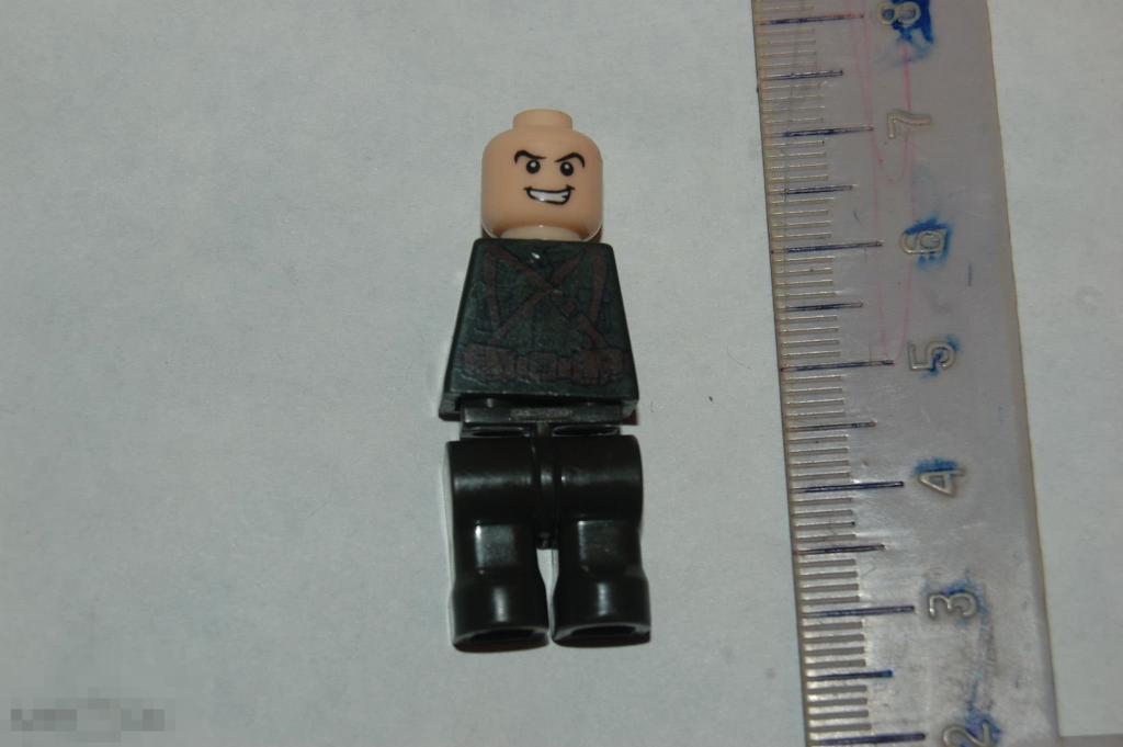 Детали от игрушек и др. солдатики см. описание - конструктор Лего Lego 