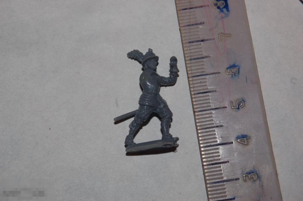 Zvezda солдатик 1/72 и др. солдатики см. описание - солдатик Звезда исторический 