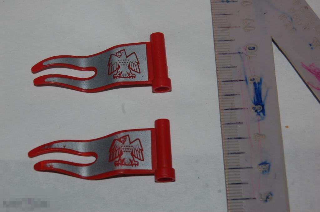 Детали от игрушек и др. солдатики см. описание - конструктор Лего Lego 