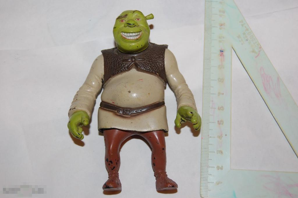 Фигурка Шрека и др. фигурки см. описание 