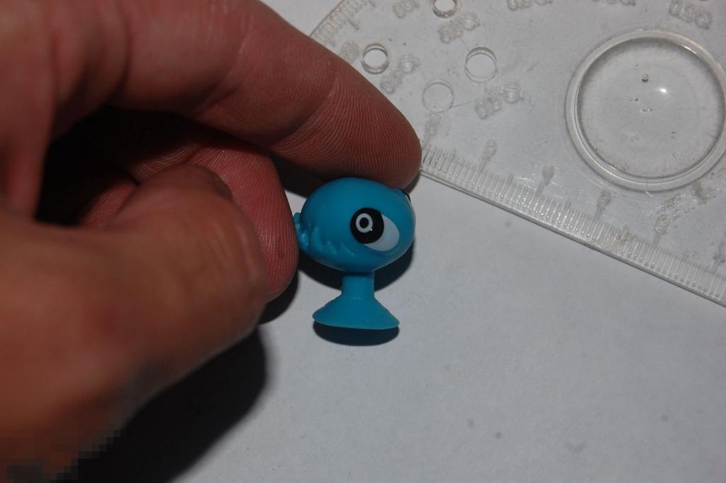 Фигурки Киндеры Kinder Сюрпризы и др. фигурки - прилипала 