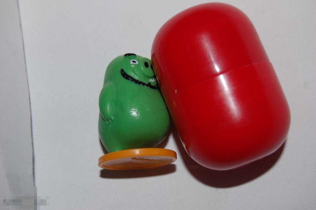 Фигурки Киндеры Kinder Сюрпризы и др. фигурки 