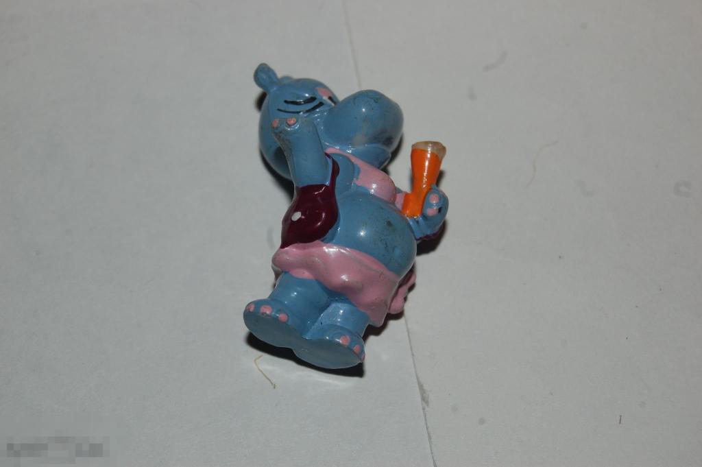 Фигурки Киндеры Kinder Сюрпризы и др. фигурки 