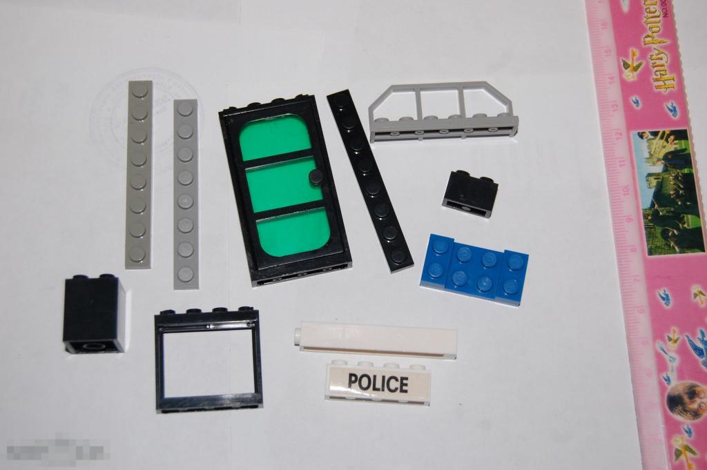 Детали от игрушек и др. солдатики см. описание - конструктор Лего Lego 