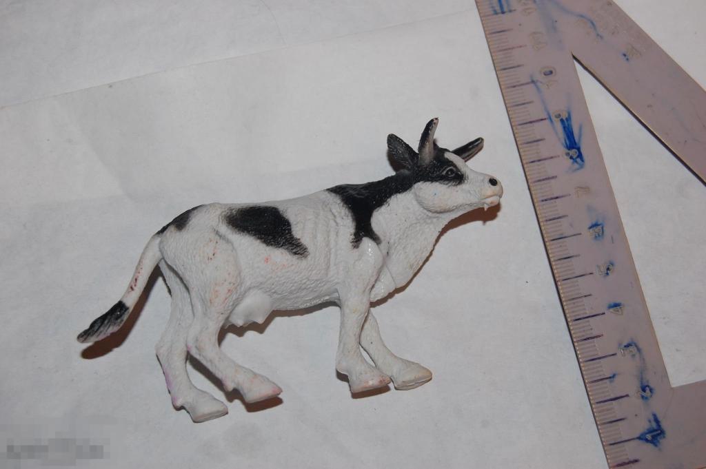 Фигурка корова - Киндеры Kinder Сюрпризы и др. фигурки - фигурки животных в лотах 