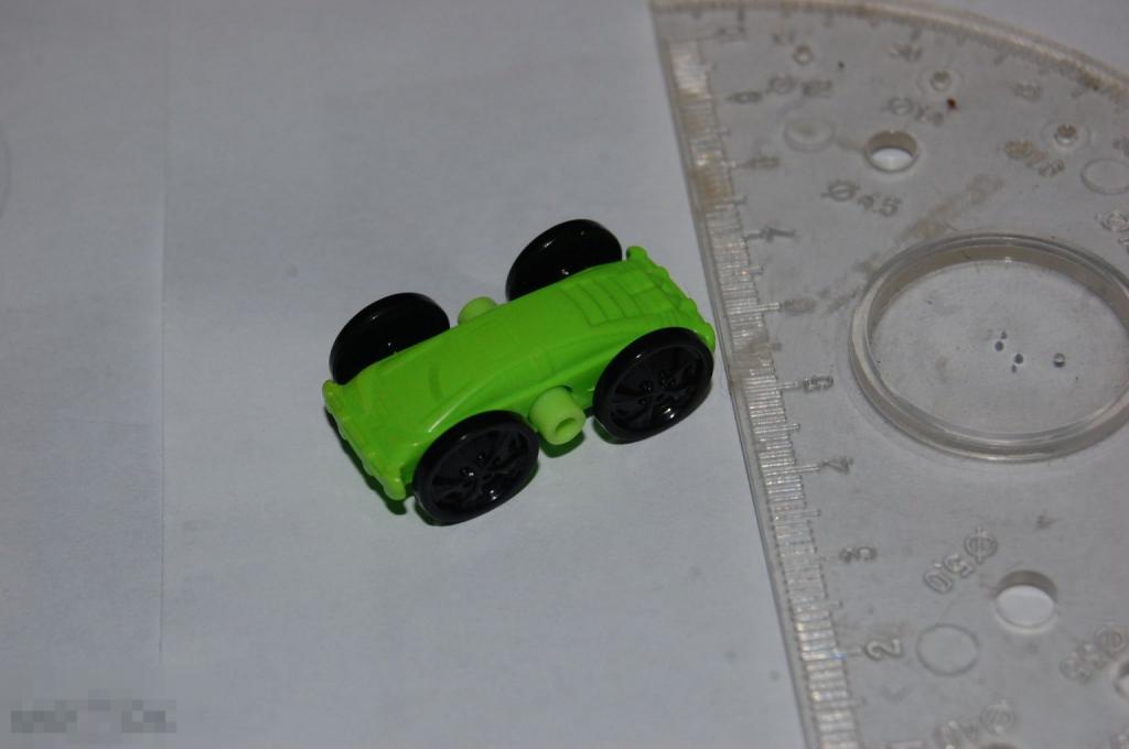 Фигурки Киндеры Kinder Сюрпризы и др. фигурки - машинка 