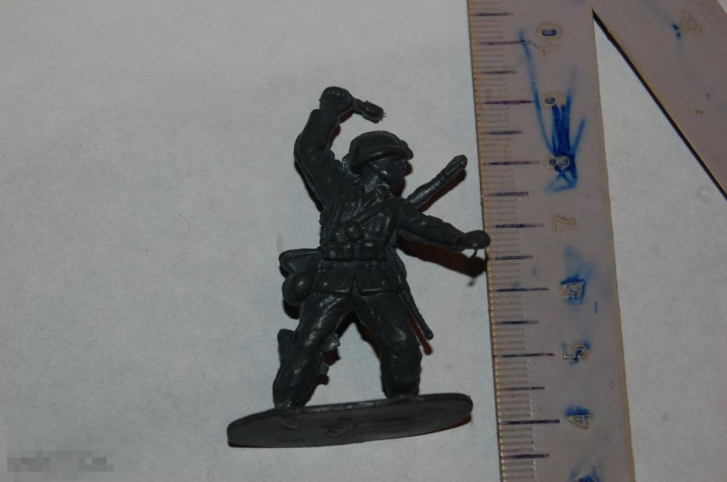 Солдатик Китай 54-60 мм и др. солдатики см. описание 