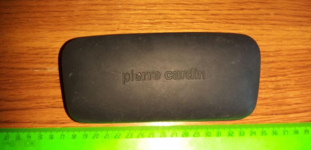 Футляр.Подочёчник.Фирма. PJER KARDEN.ОЧКИ? Подарок.Сувенир. 