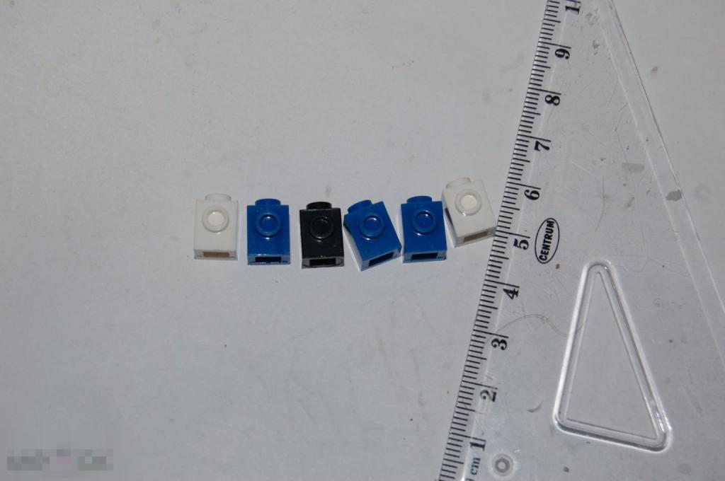 Детали от игрушек и др. солдатики см. описание - конструктор Лего Lego 