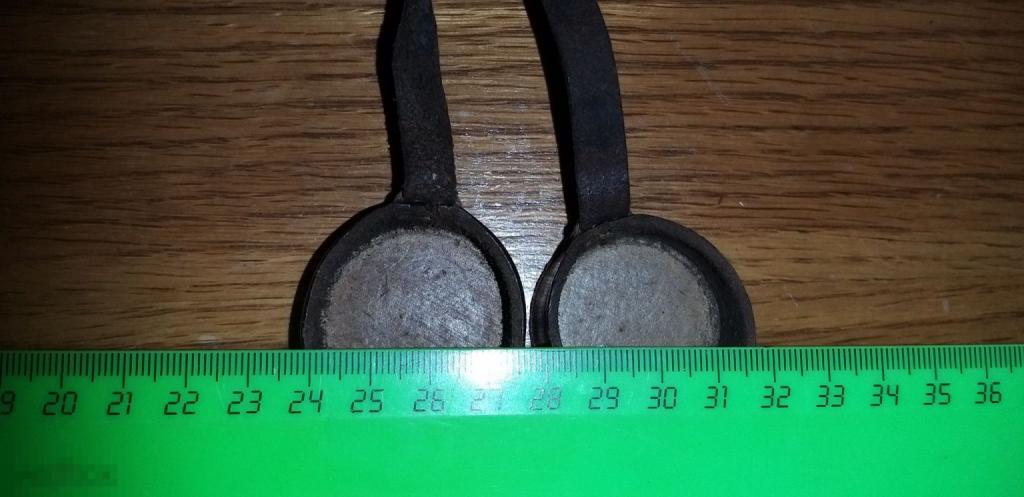 Колпачки.Оптический прицел?Кожа. Германия?Футляр?Чехол. Оптика?Подарок.Ружьё? 