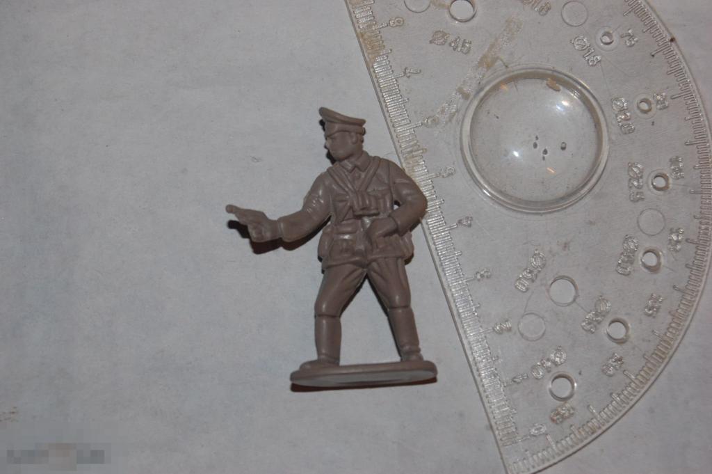 Солдатик Китай 54-60 мм и др. солдатики см. описание 