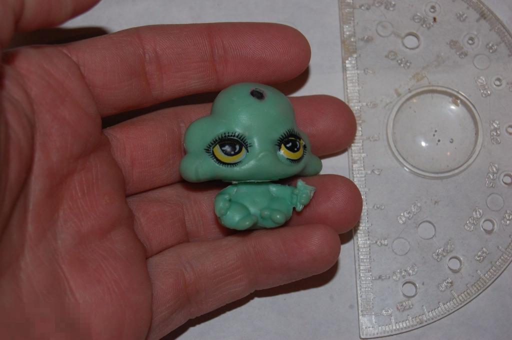 Фигурки Киндеры Kinder Сюрпризы и др. фигурки - детали, повреждённый или некомплект 