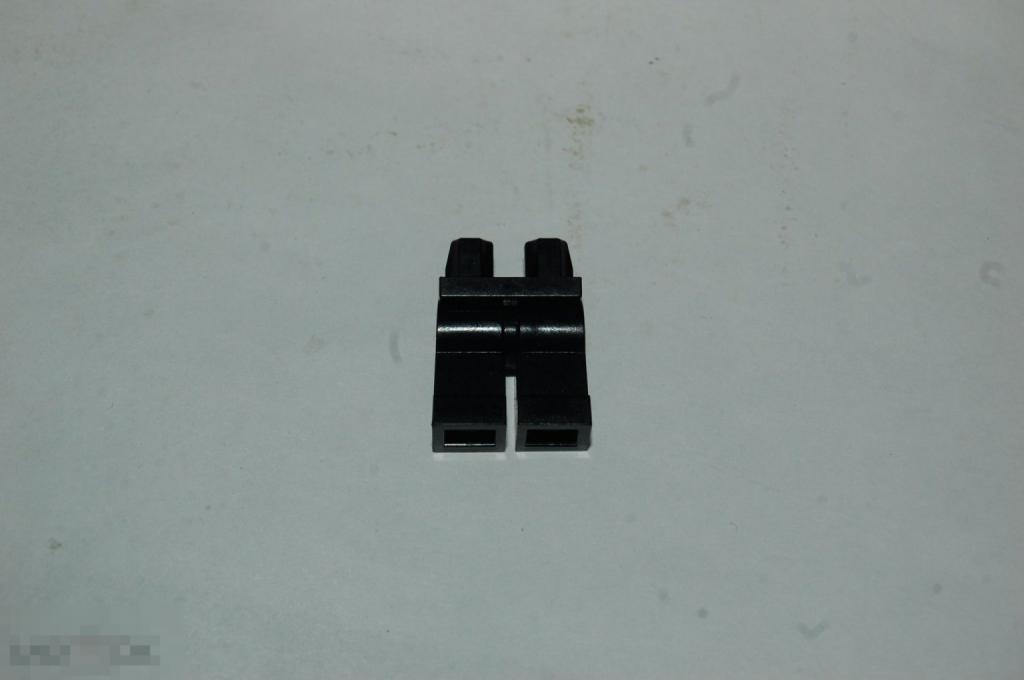 Детали от игрушек и др. солдатики см. описание - конструктор Лего Lego - ноги 