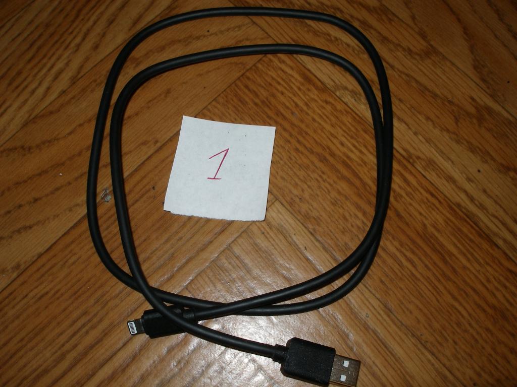 Кабель соединительный USB-miniUSB.(1)