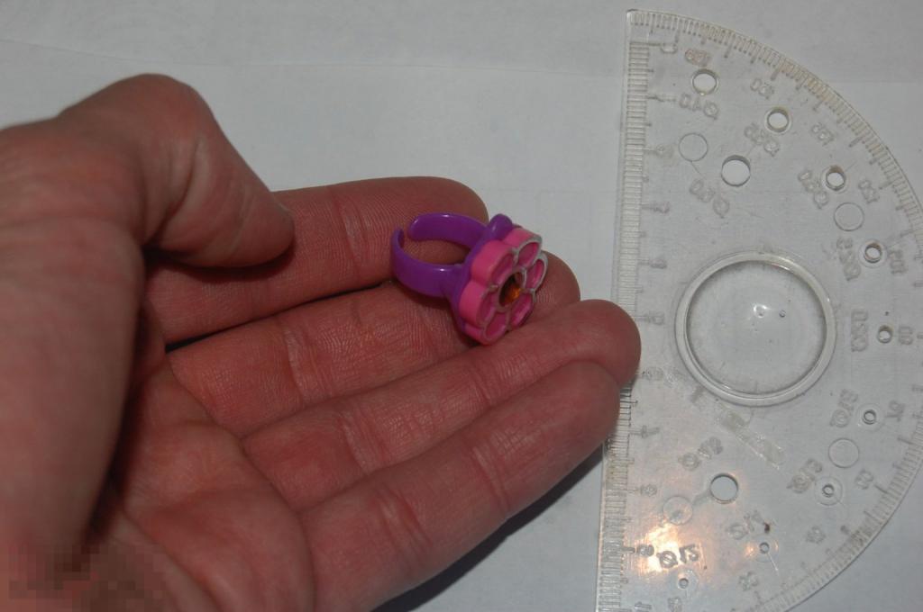 Фигурки Киндеры Kinder Сюрпризы и др. фигурки 