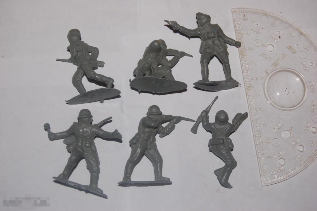 Солдатики Китай ВОВ и др. солдатики см. описание - Airfix? копия 