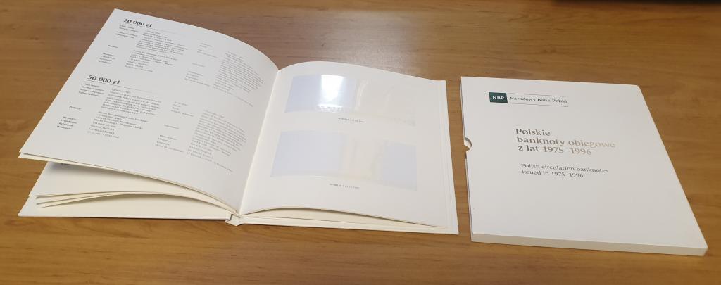 Польша ПУСТОЙ АЛЬБОМ под боны Банка Польши 1975-1996 БЕЗ БАНКНОТ  (34908)