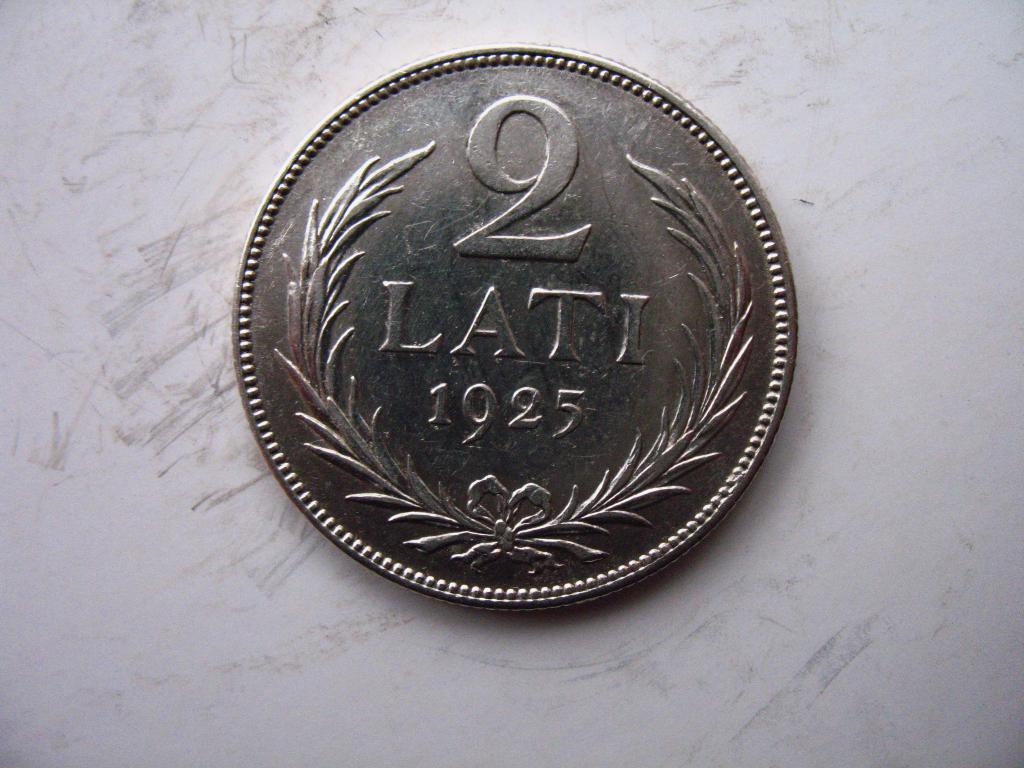 2 лата 1925 года Латвия UNC