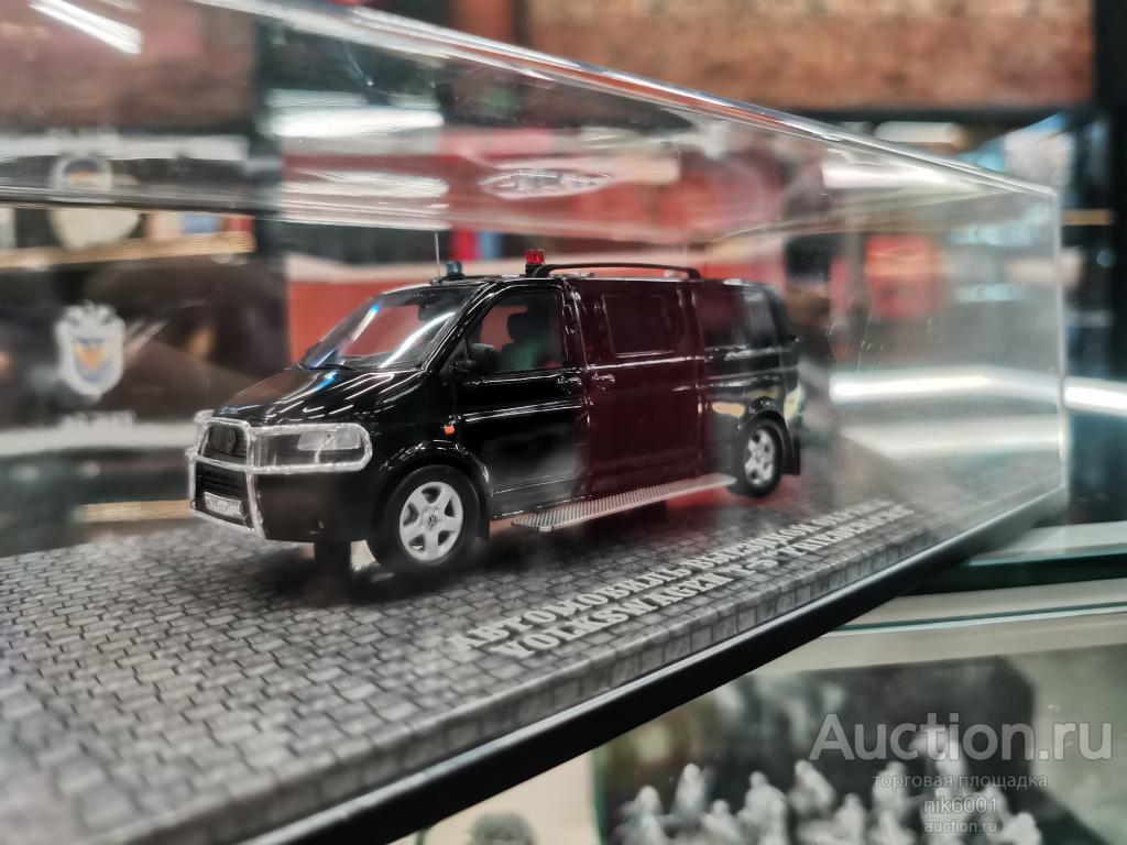 Volkswagen T-5 ’FRIEDERICHS’ (Автомобиль выездной охраны) DipModels GONVW